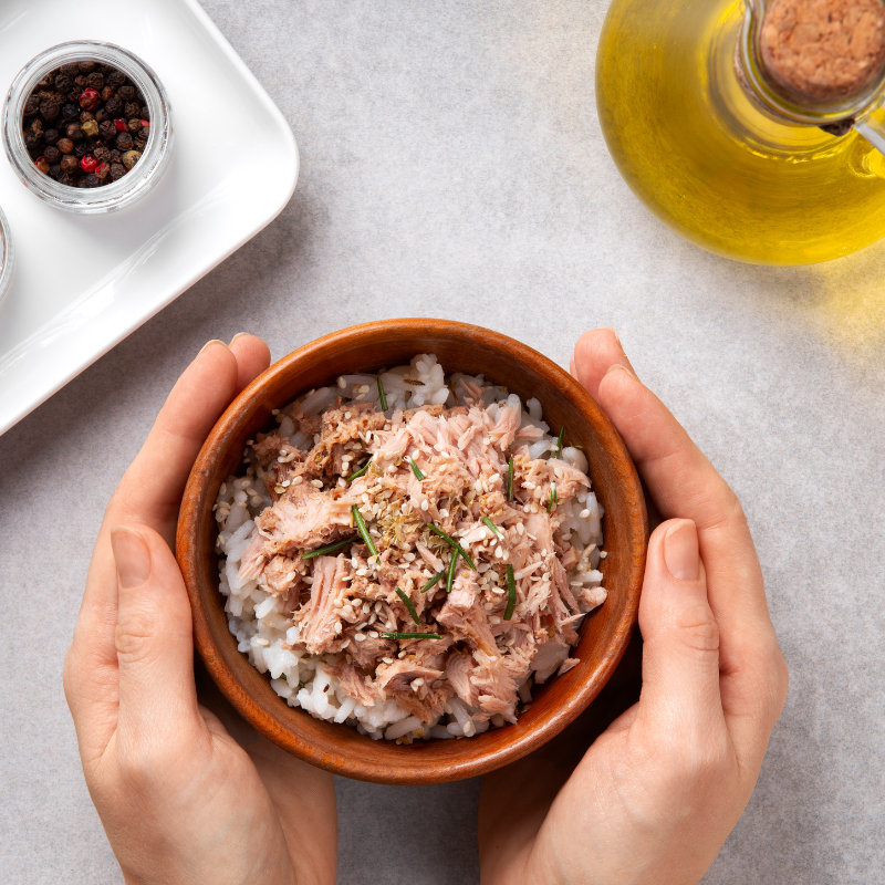 Atún como snack saludable: ideas para media mañana